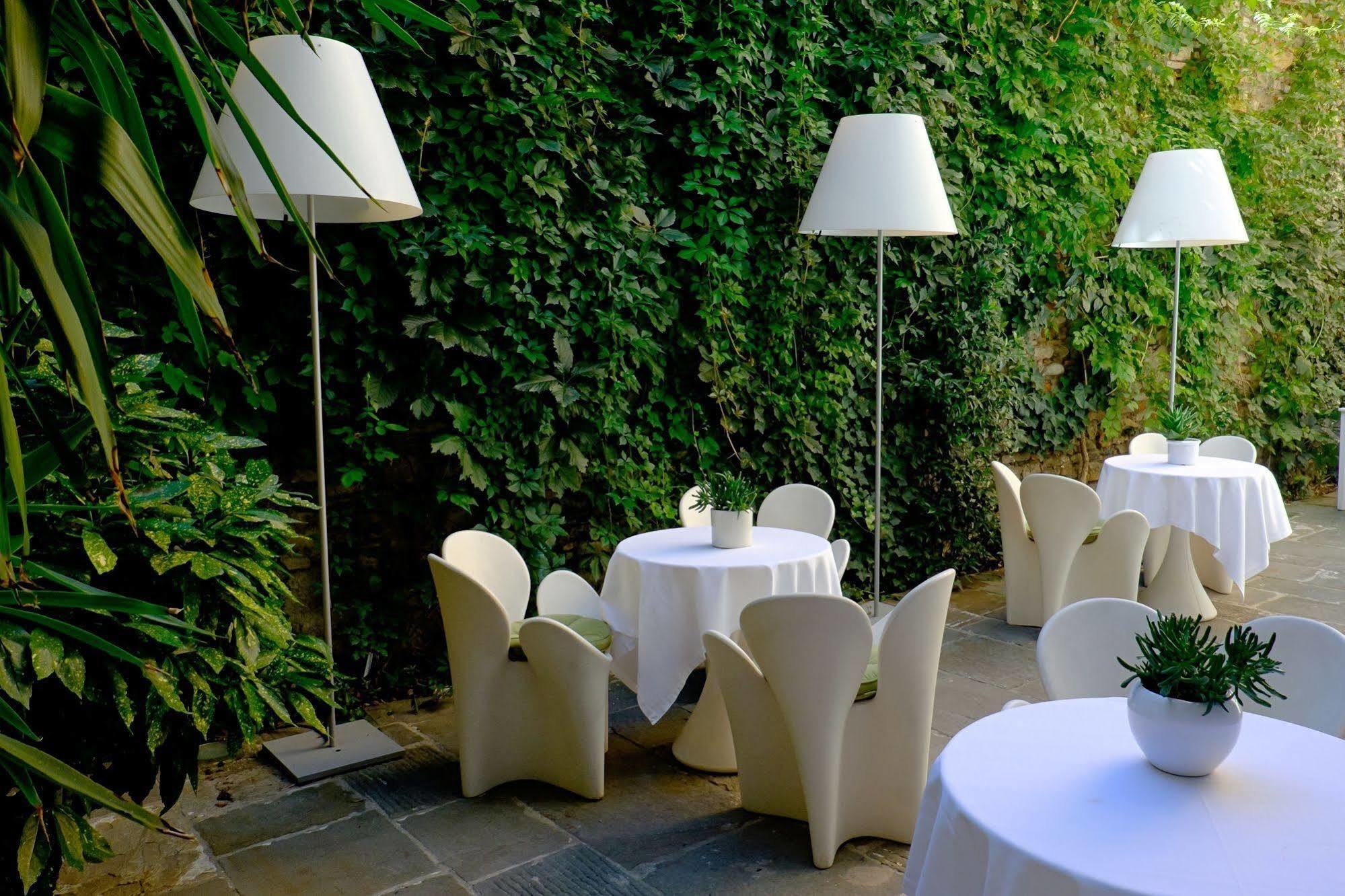 Petronilla - Hotel In Bergamo Exterior foto